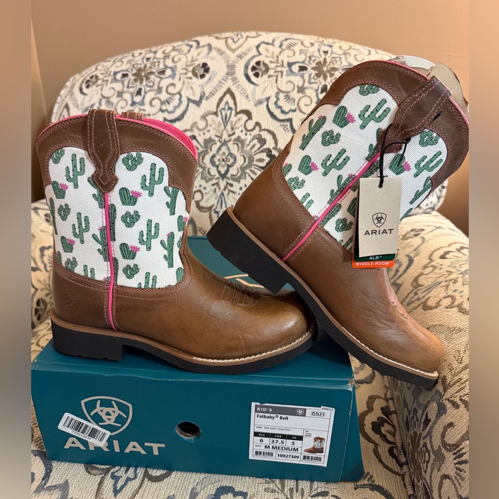 Ariat Kids' Brown and Pink Cactus Boots NWT - Picture 2 of 2